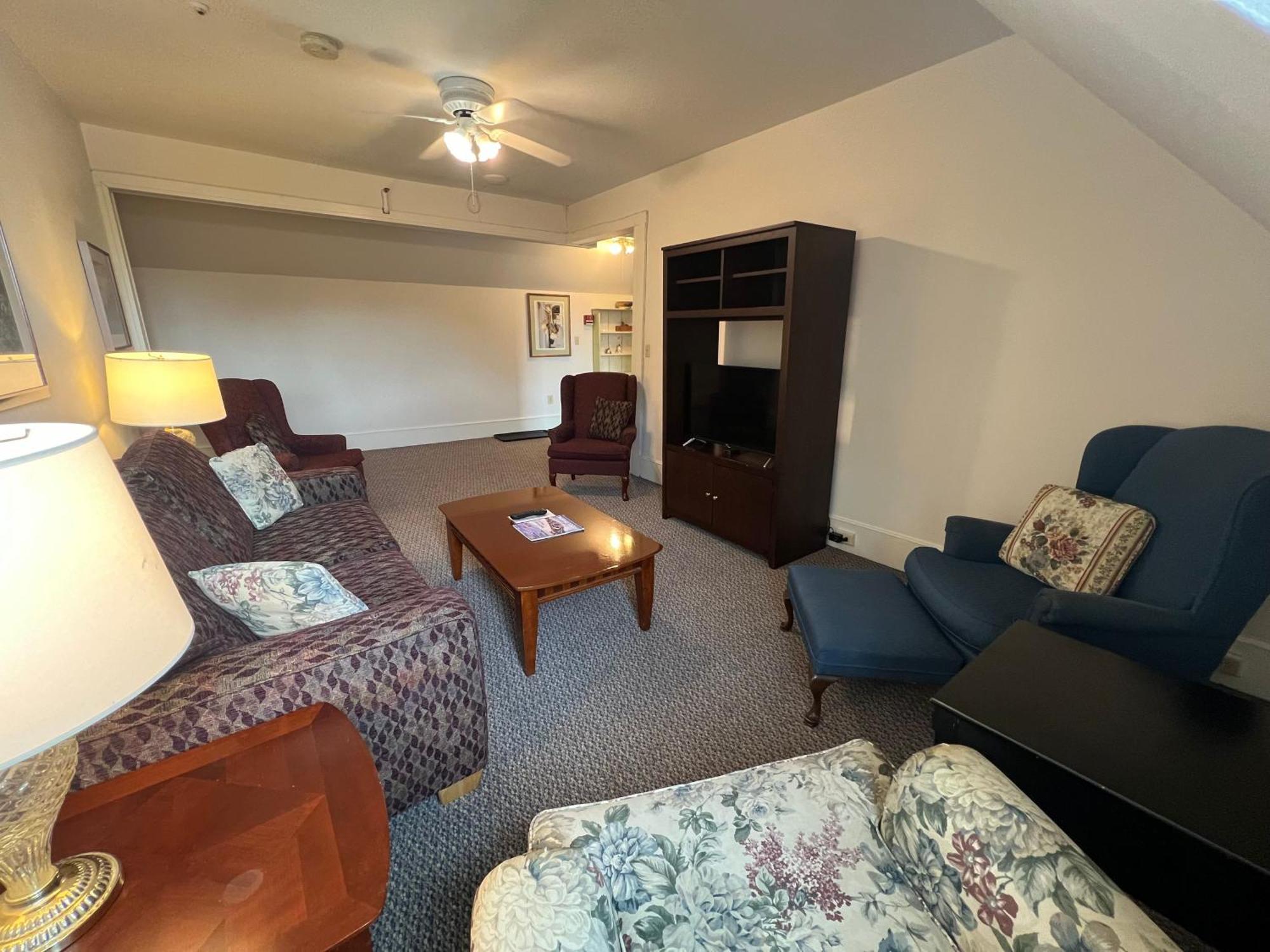 Echo Lake Inn (Adults Only) Plymouth Екстер'єр фото