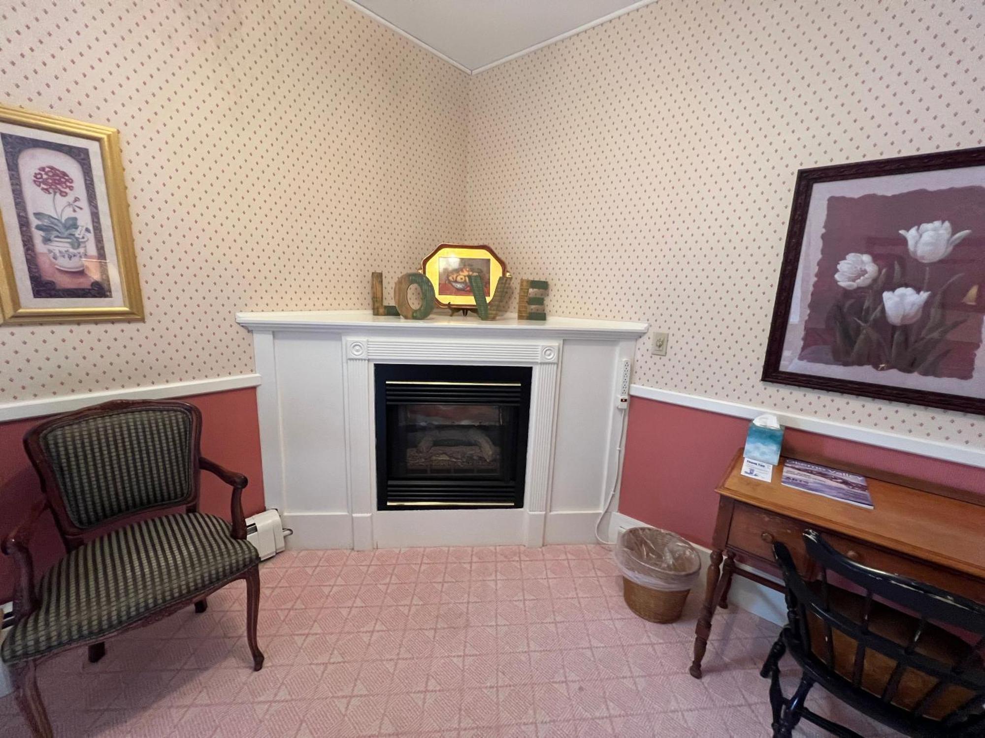 Echo Lake Inn (Adults Only) Plymouth Екстер'єр фото