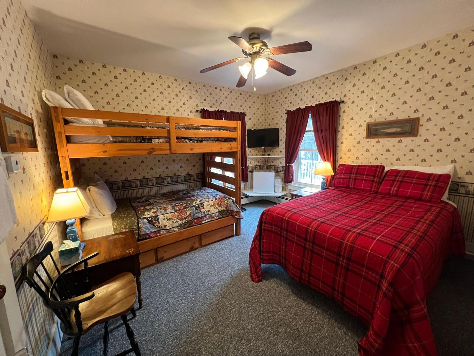 Echo Lake Inn (Adults Only) Plymouth Екстер'єр фото