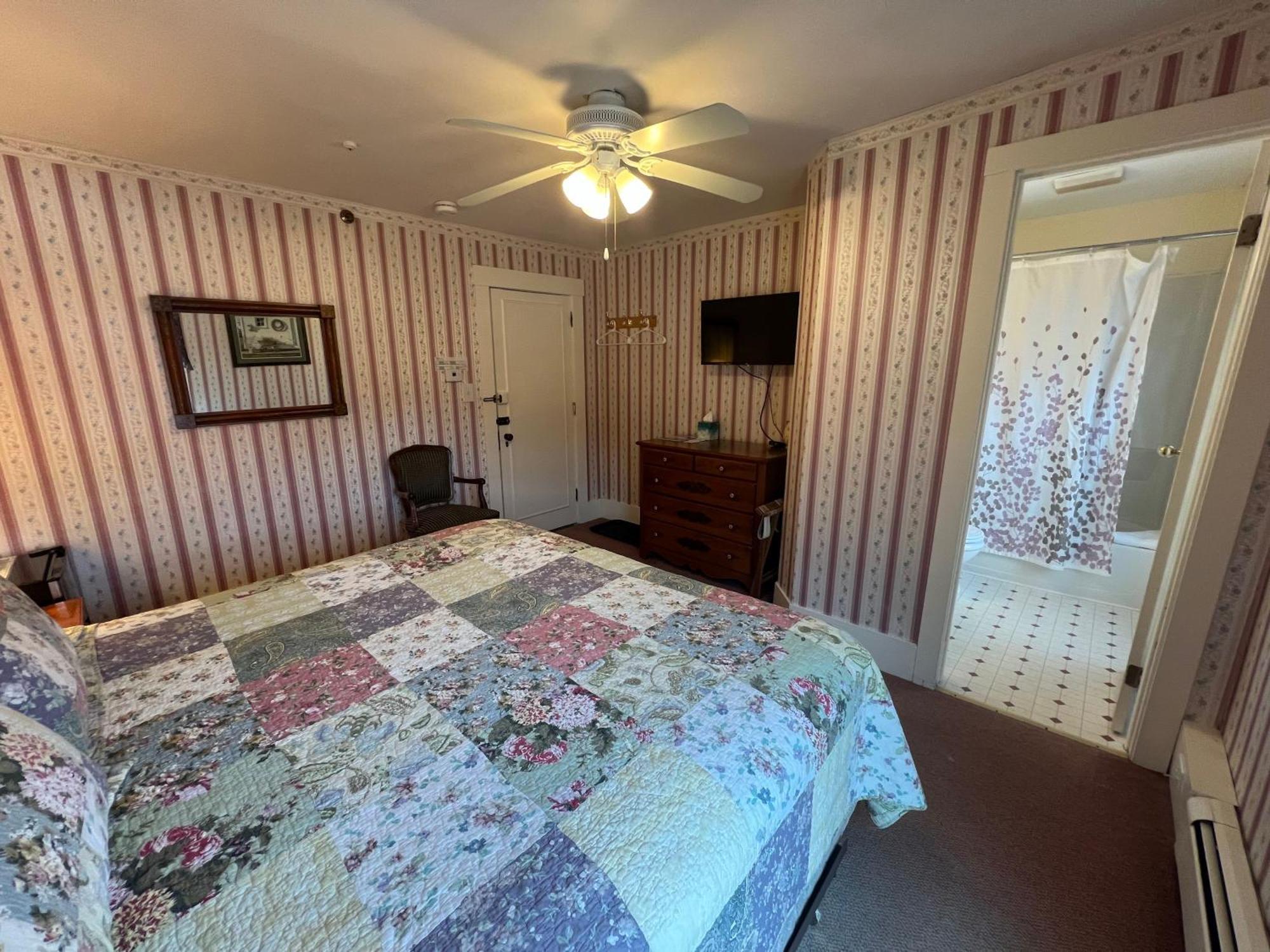 Echo Lake Inn (Adults Only) Plymouth Екстер'єр фото